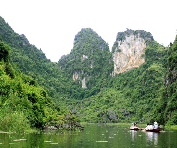 Hấp dẫn Khu du lịch Hồ Quan Sơn Hà Nội